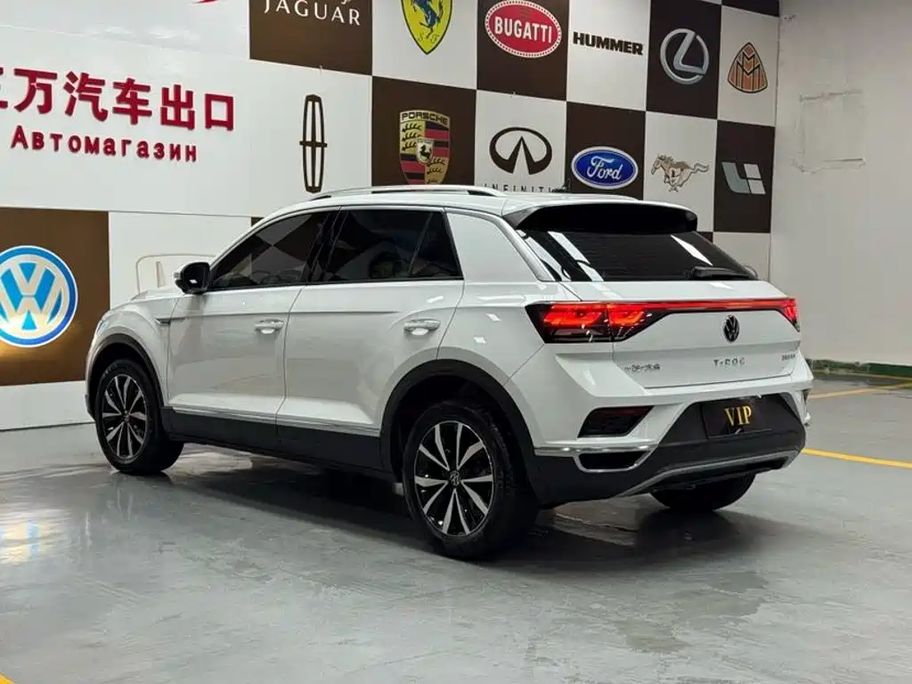 Volkswagen T-Roc — миниатюра 4