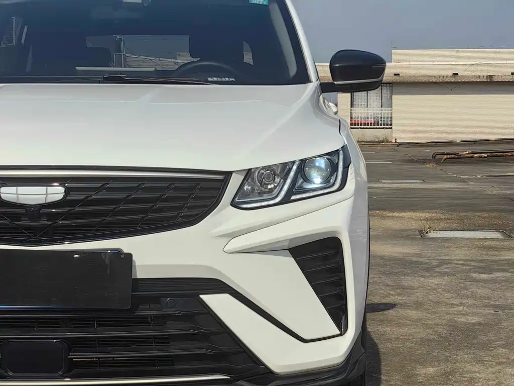 Geely Binyue — миниатюра 3