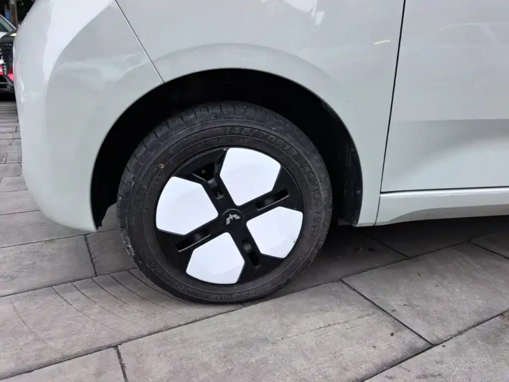 Wuling MINIEV — миниатюра 23