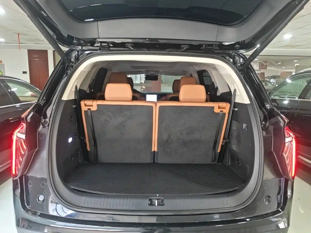 Hongqi Hongqi HS7 PHEV — миниатюра 19