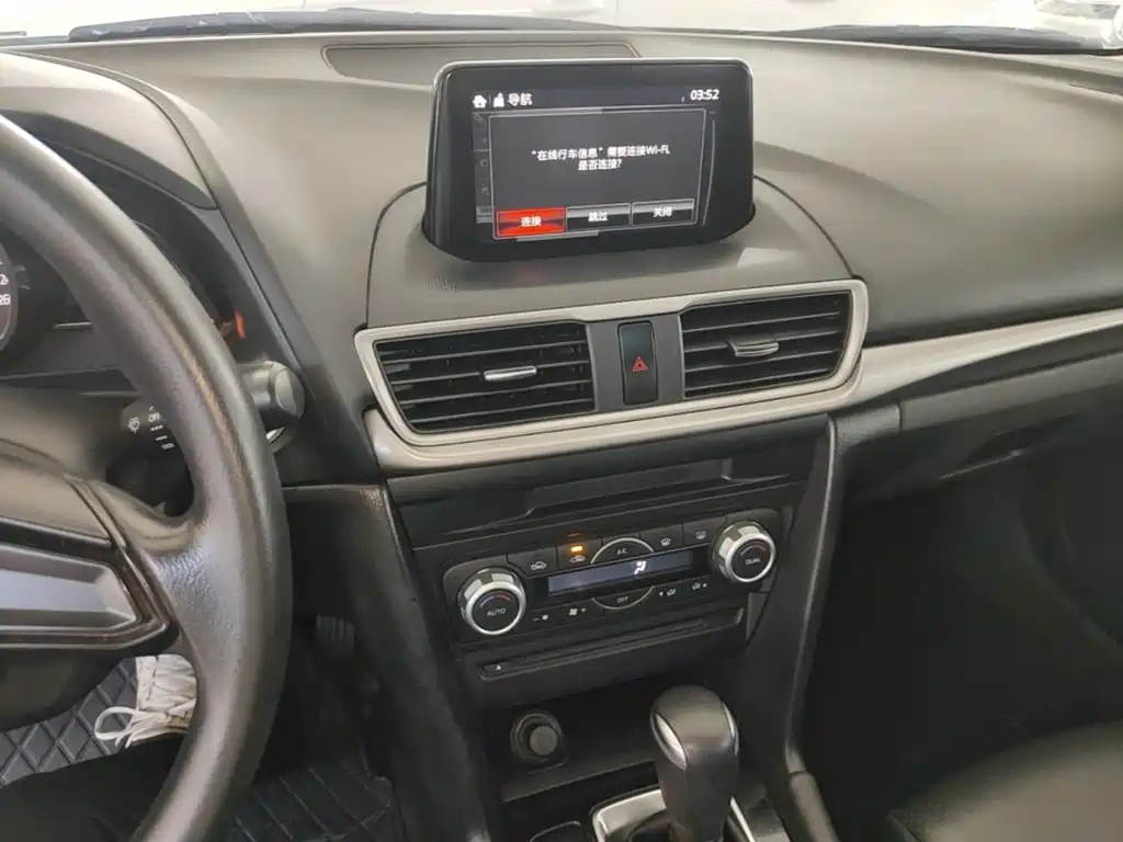Mazda 3 Axela — миниатюра 13