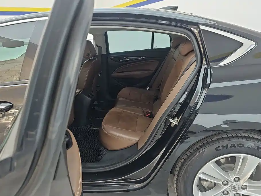 Buick Regal — миниатюра 11