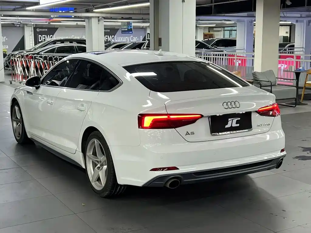 Audi A5 (Import) — миниатюра 2