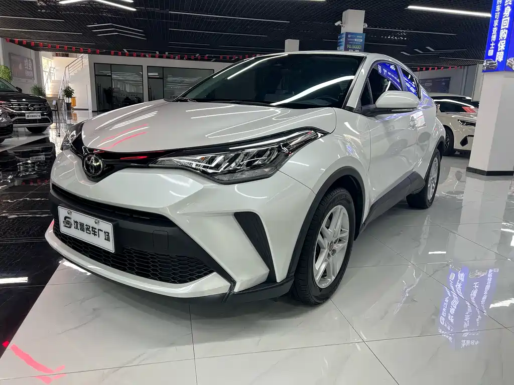 Toyota C-HR 2023