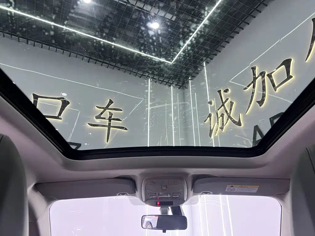 Peugeot 2008 — миниатюра 9