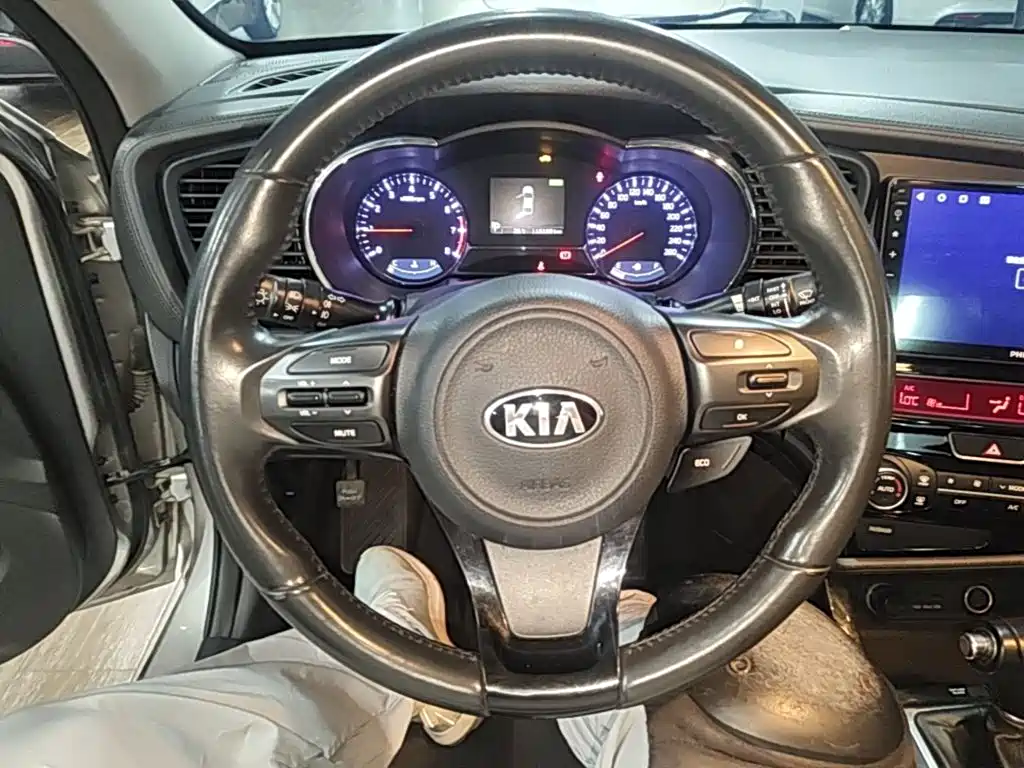 Kia K5 — миниатюра 11