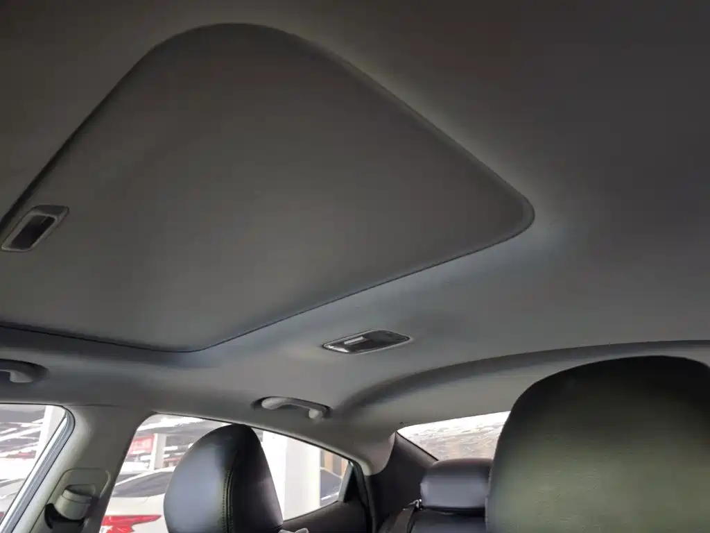 Hyundai Elantra Langdong — миниатюра 17
