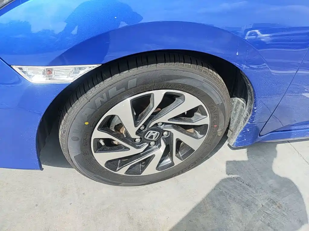 Honda Civic — миниатюра 23