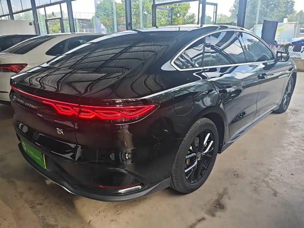 BYD Han — миниатюра 7