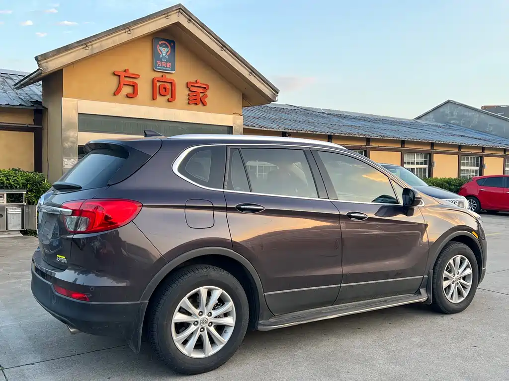 Buick Envision Plus — миниатюра 10