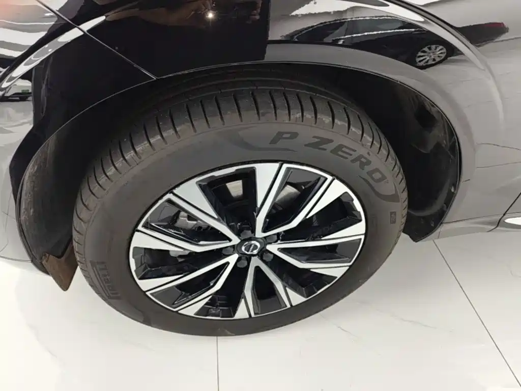 Volvo XC60 — миниатюра 23