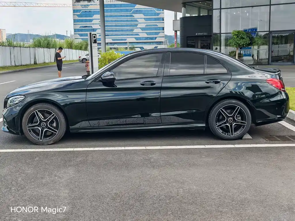Mercedes-Benz C-Class — миниатюра 4