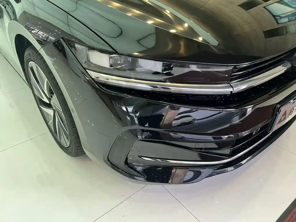 Volkswagen Magotan — миниатюра 4