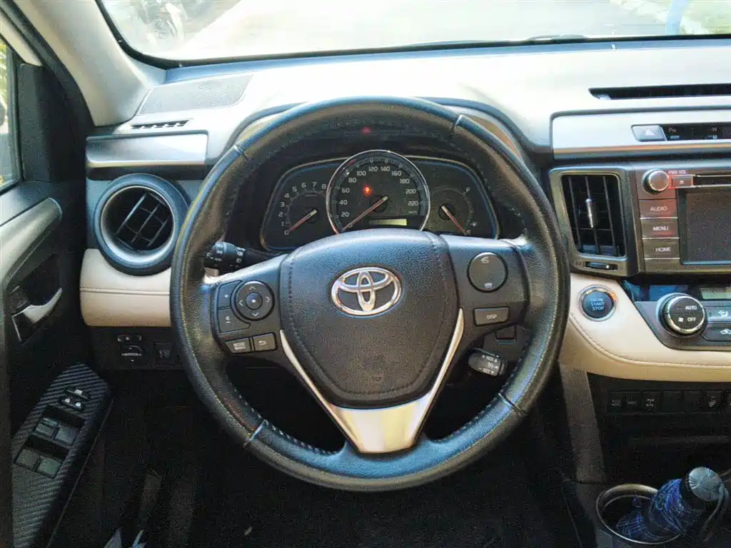 Toyota RAV4 2013 2.0L CVT
