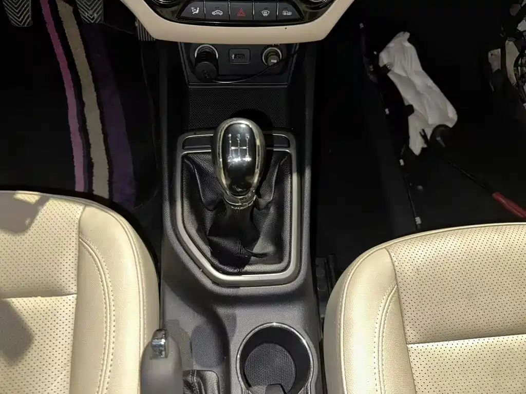 Changan Eado — миниатюра 14