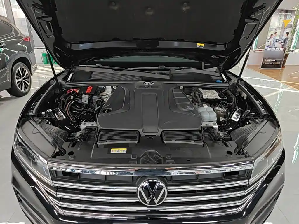 Volkswagen Touareg — миниатюра 20