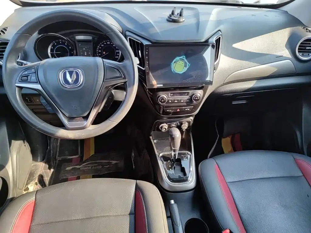 Changan CS15 — миниатюра 10