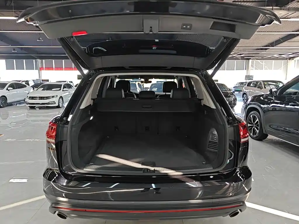 Volkswagen Touareg — миниатюра 19
