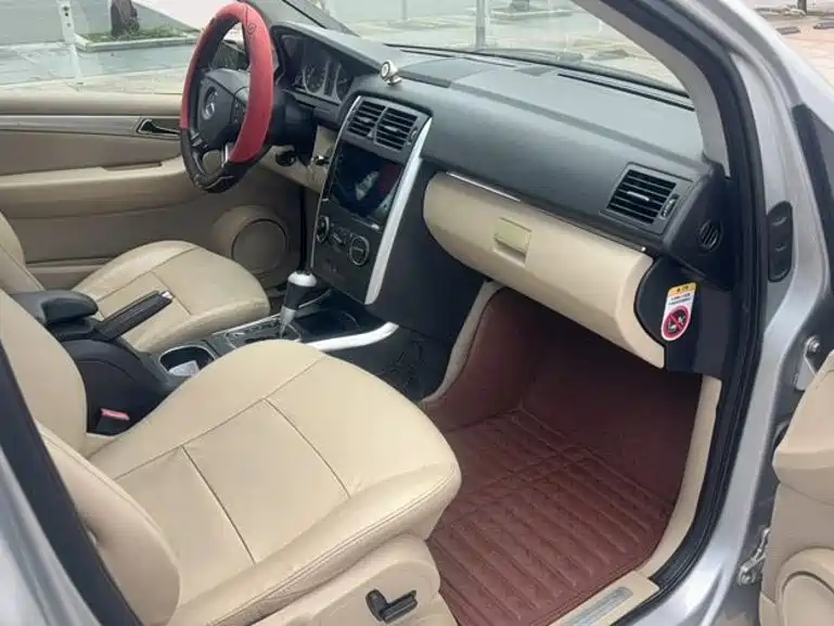 Mercedes-Benz B-Class — миниатюра 8