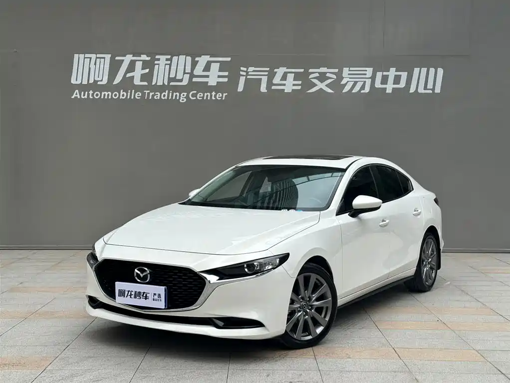 Mazda 3 Axela 2022