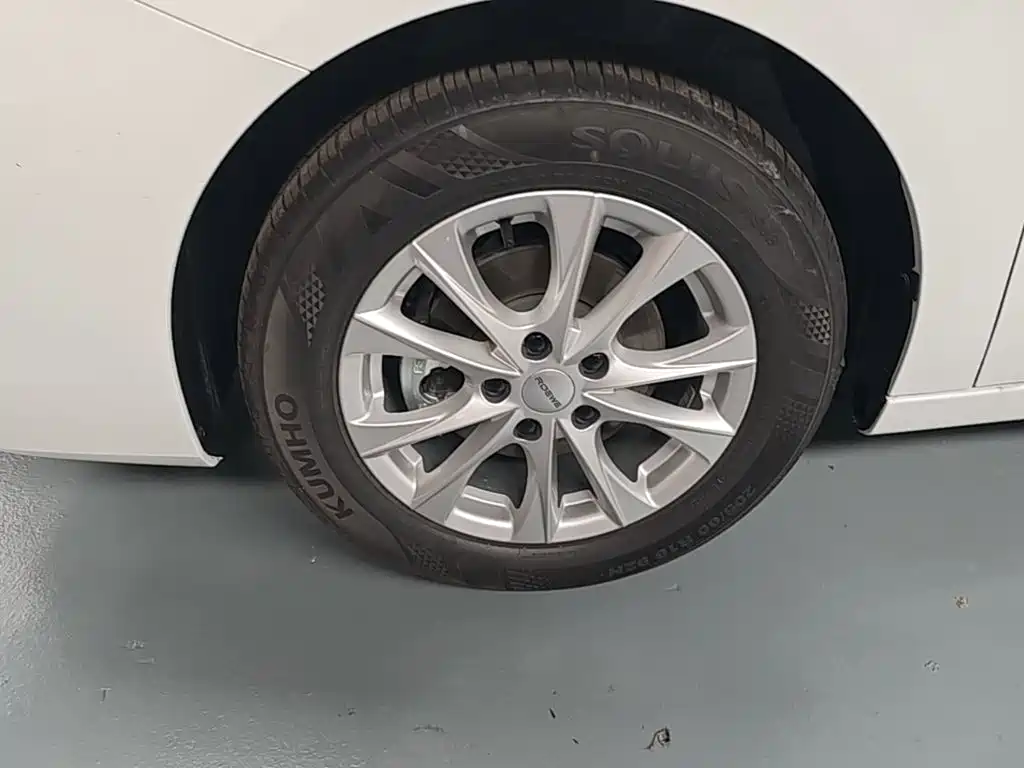 Roewe i5 — миниатюра 23