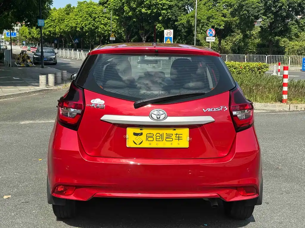 Toyota Vios FS — миниатюра 4