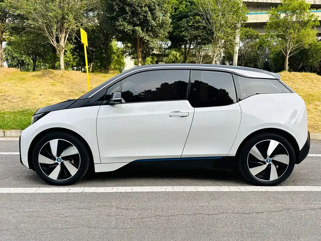 BMW i3 (Import) — миниатюра 2