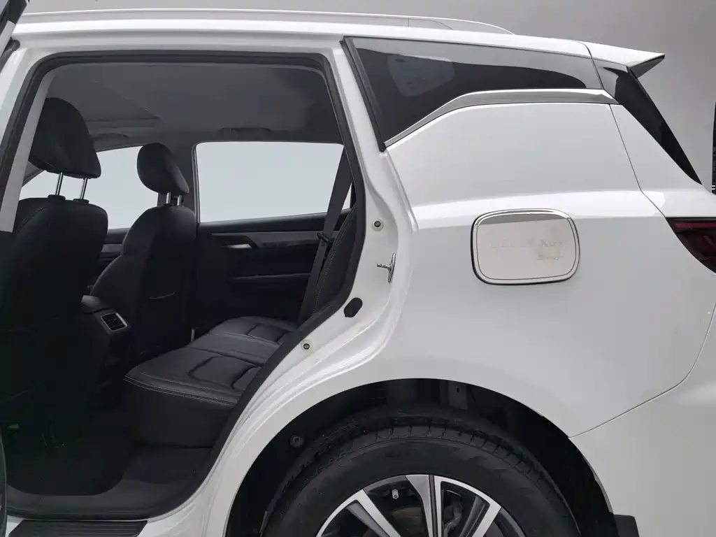Geely Vision X6 — миниатюра 15