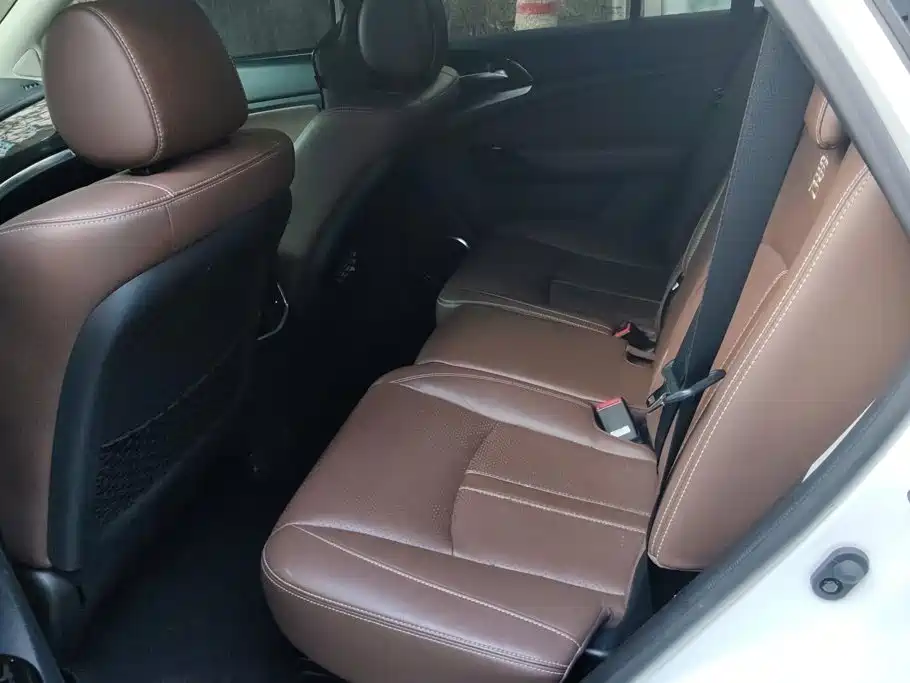 BYD Tang New Energy — миниатюра 10