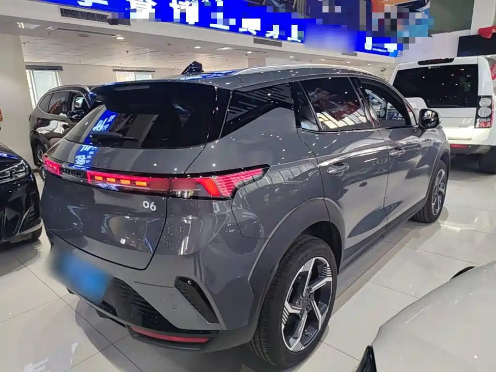 Lynk & Co 06 — миниатюра 7