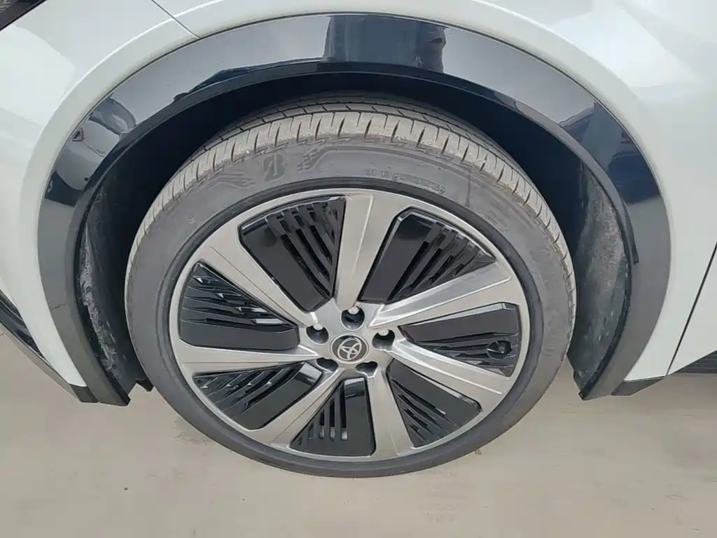 Toyota bZ5 — миниатюра 23