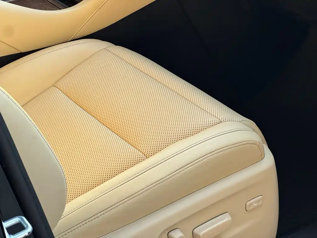 Toyota Alphard 2018 3.5L Luxury