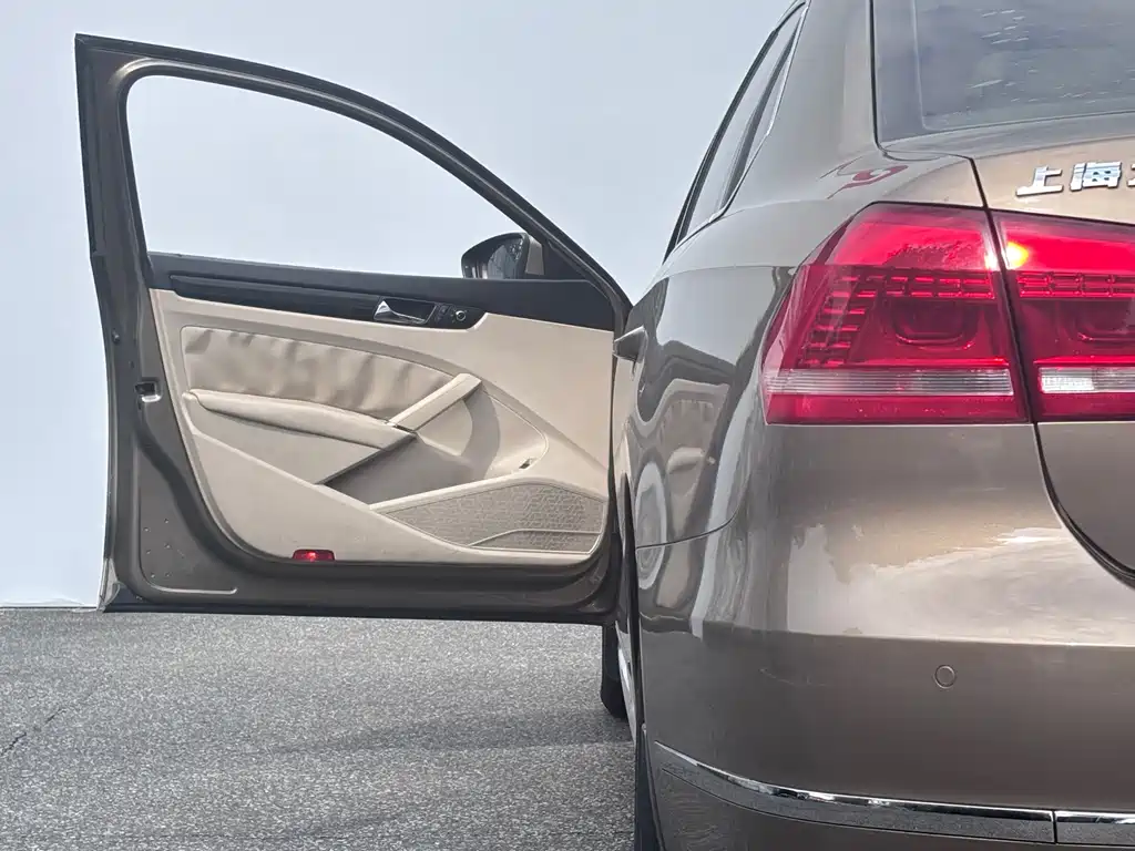 Volkswagen Passat — миниатюра 9