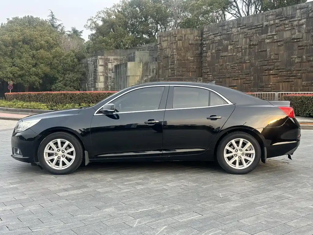 Chevrolet Malibu — миниатюра 4