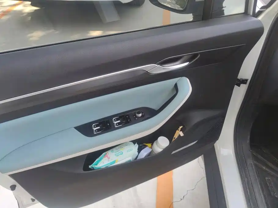 Geely Emgrand S — миниатюра 7