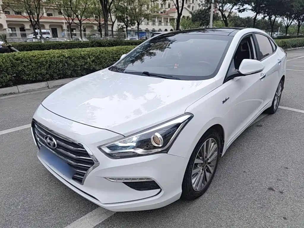 Hyundai Mistra — миниатюра 2