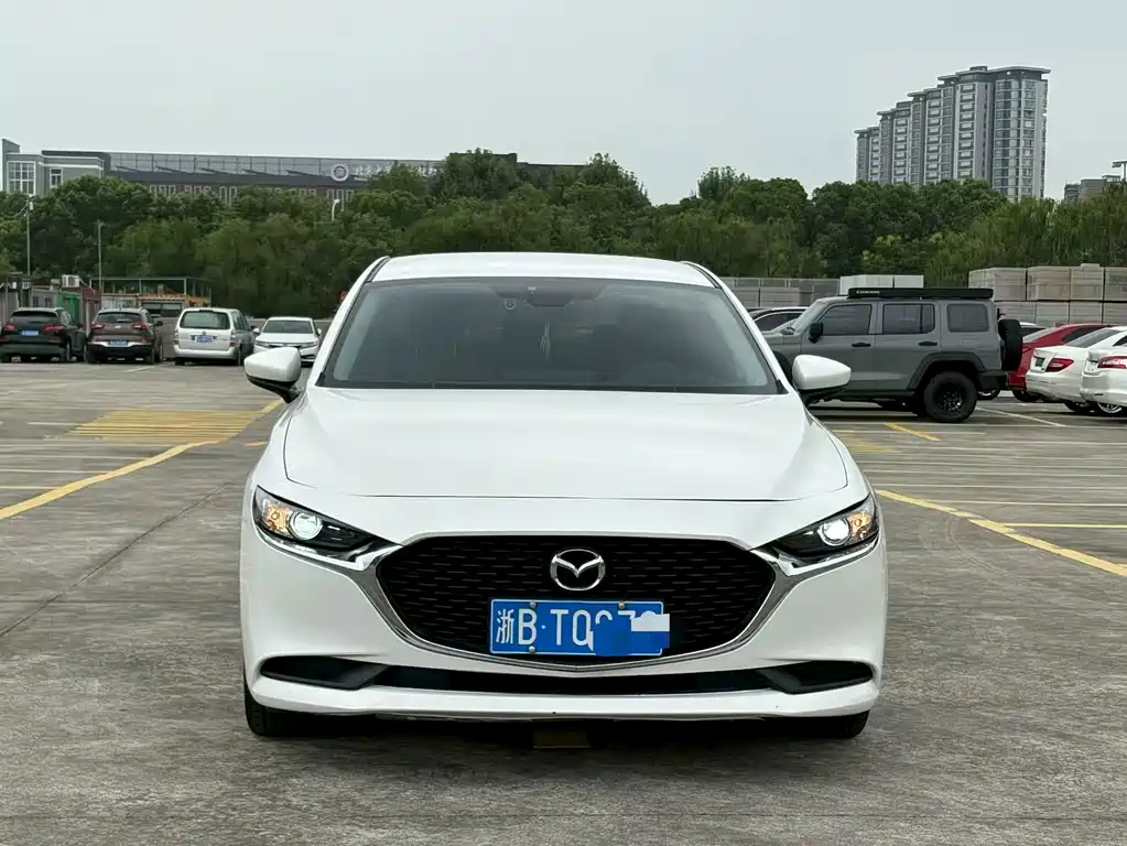 Mazda 3 Axela — миниатюра 2