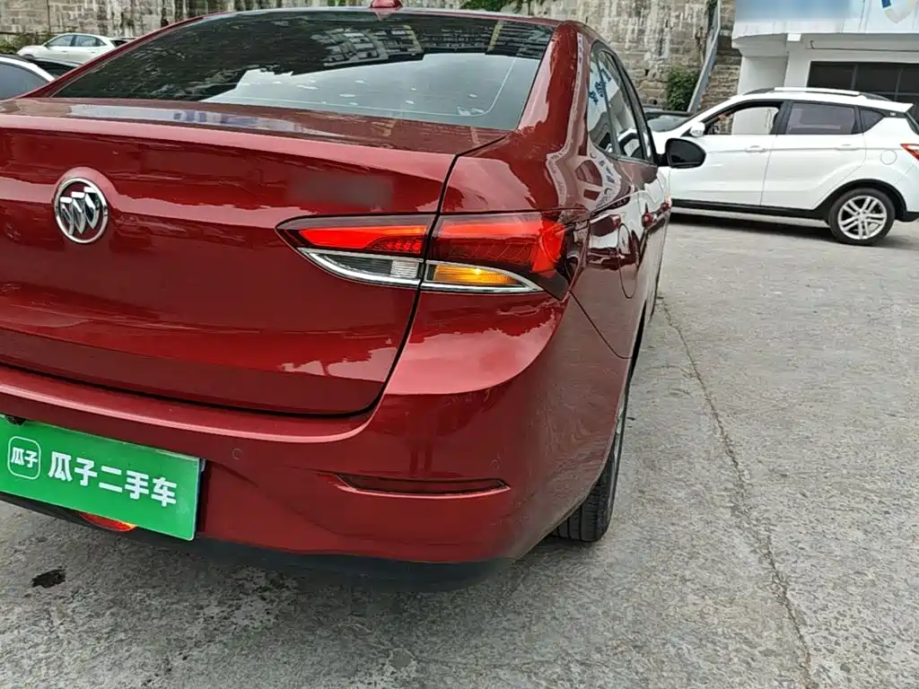 Buick Excelle — миниатюра 8