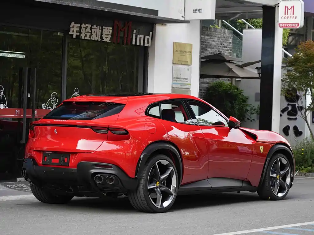Ferrari Purosangue 2023 6.5L V12
