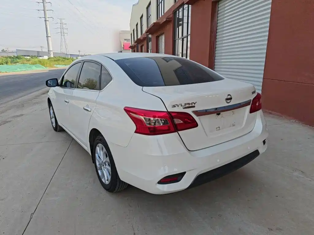 Nissan Sylphy — миниатюра 5