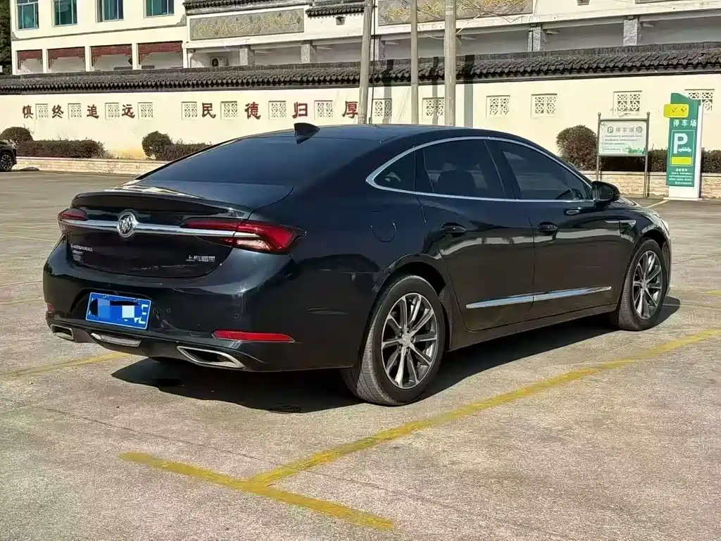 Buick LaCrosse 2020 652T Luxury