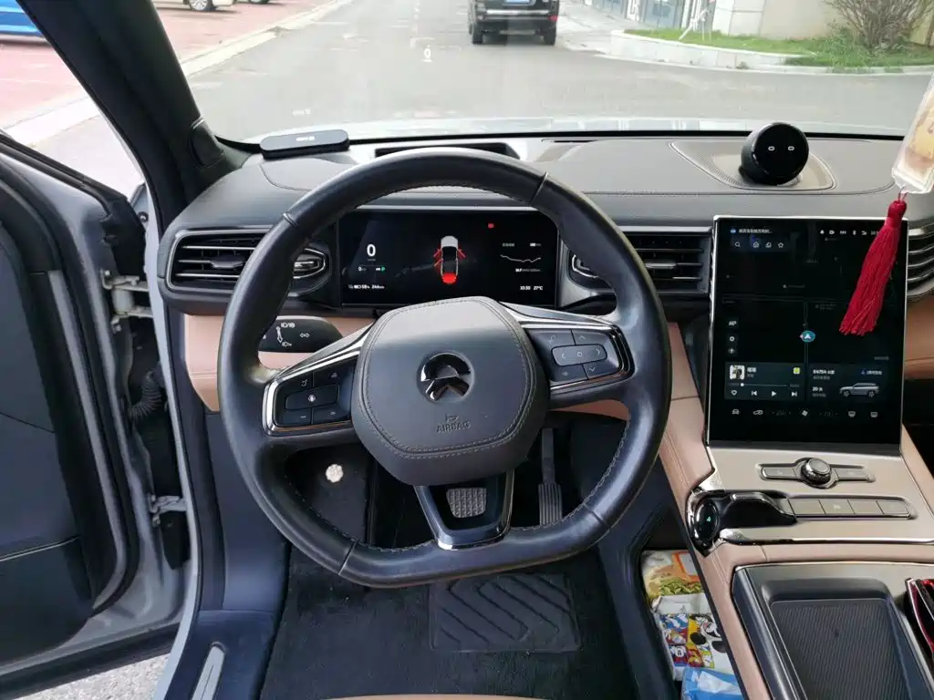 NIO ES6 — миниатюра 6