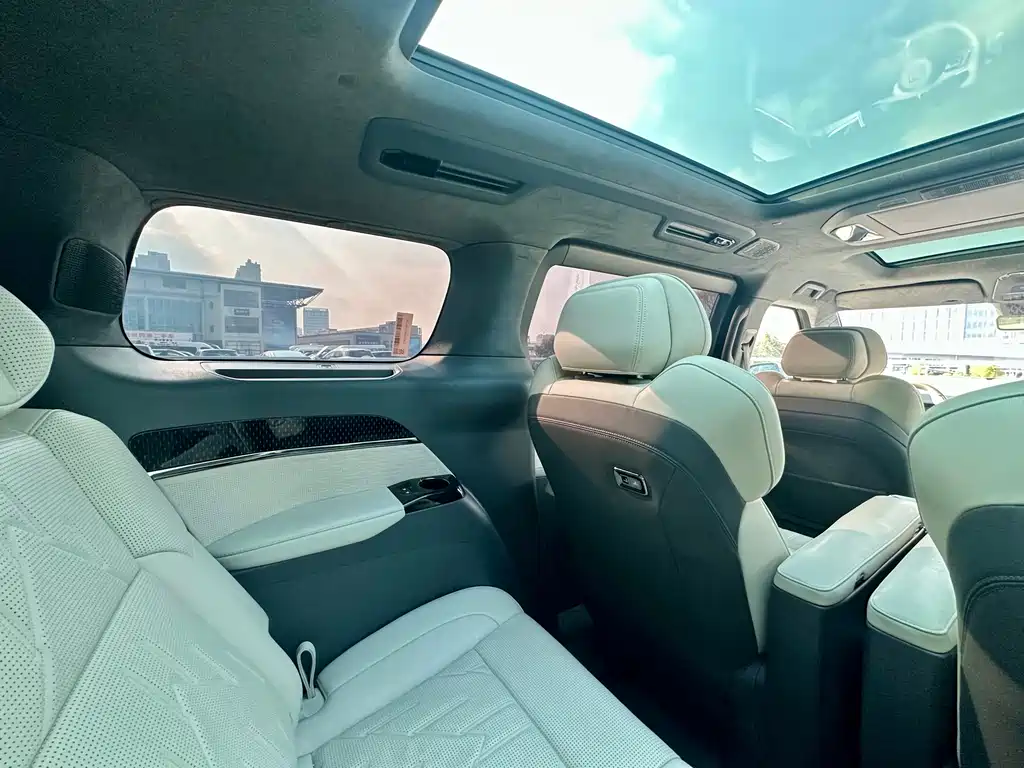 ZEEKR EXTREME KRYPTON 009