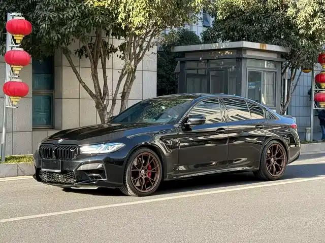 BMW M5