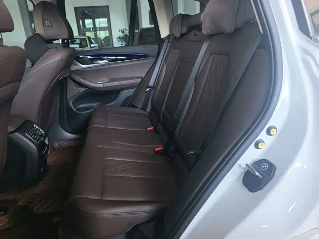 BMW X3 — миниатюра 17