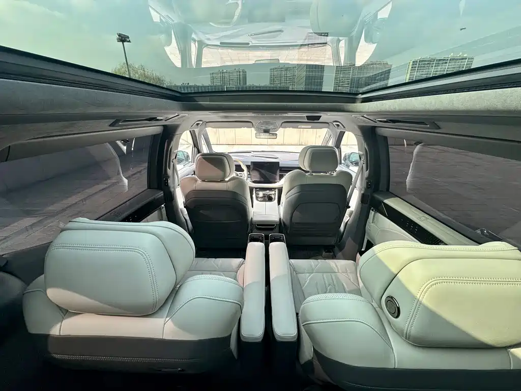 ZEEKR EXTREME KRYPTON 009