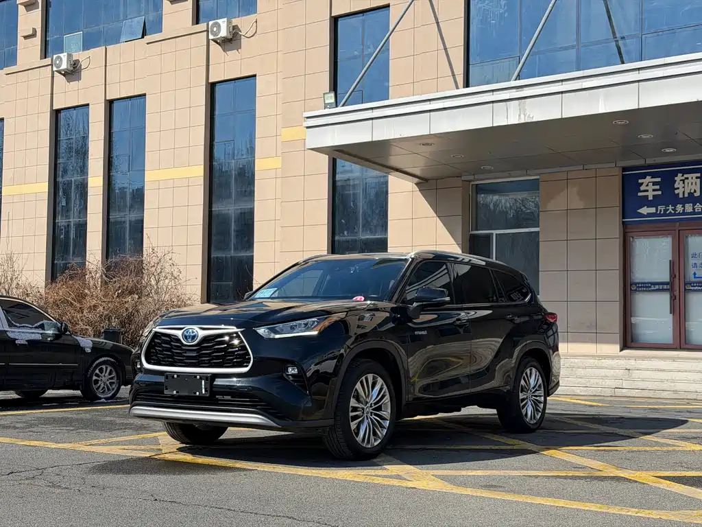 Toyota Highlander 2024