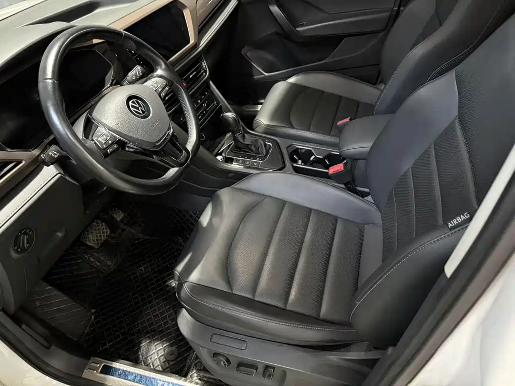 Volkswagen Tharu — миниатюра 8