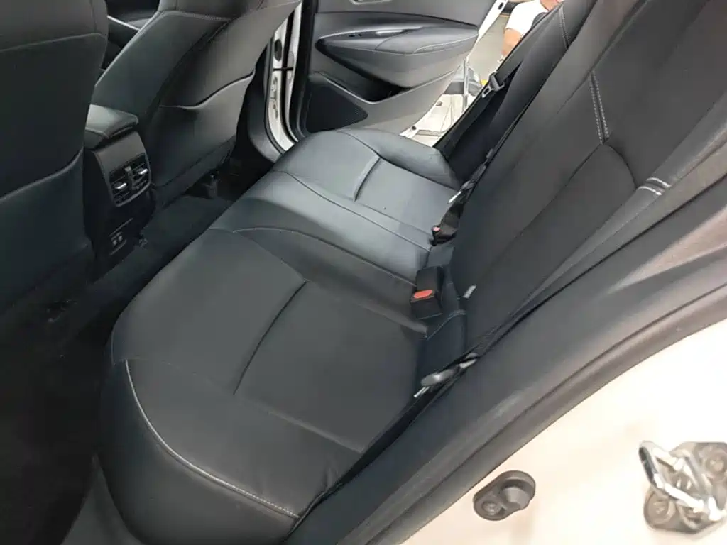 Toyota Corolla — миниатюра 17
