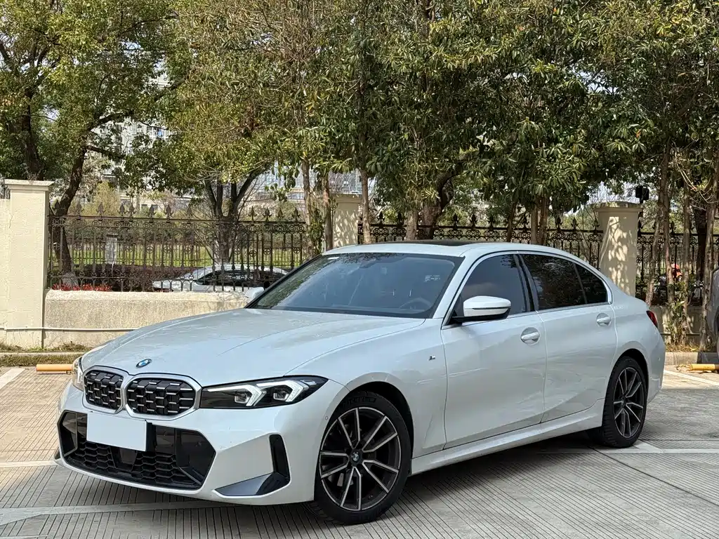 BMW 3 Series 2024